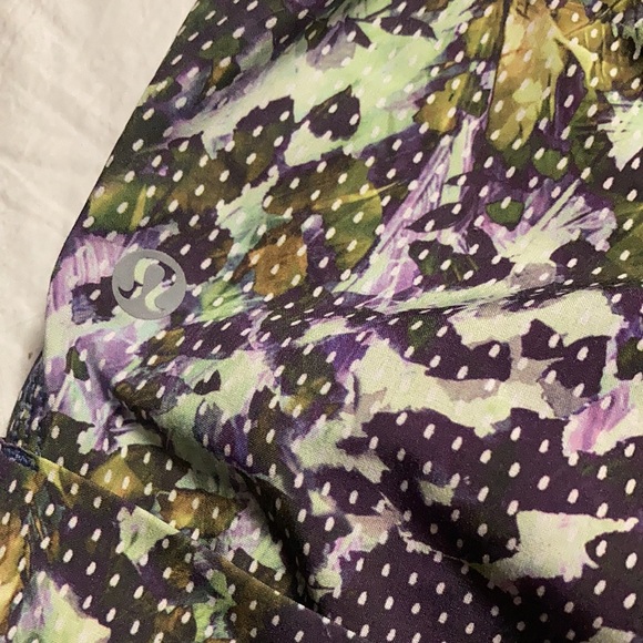 Lulu shorts - Picture 2 of 3